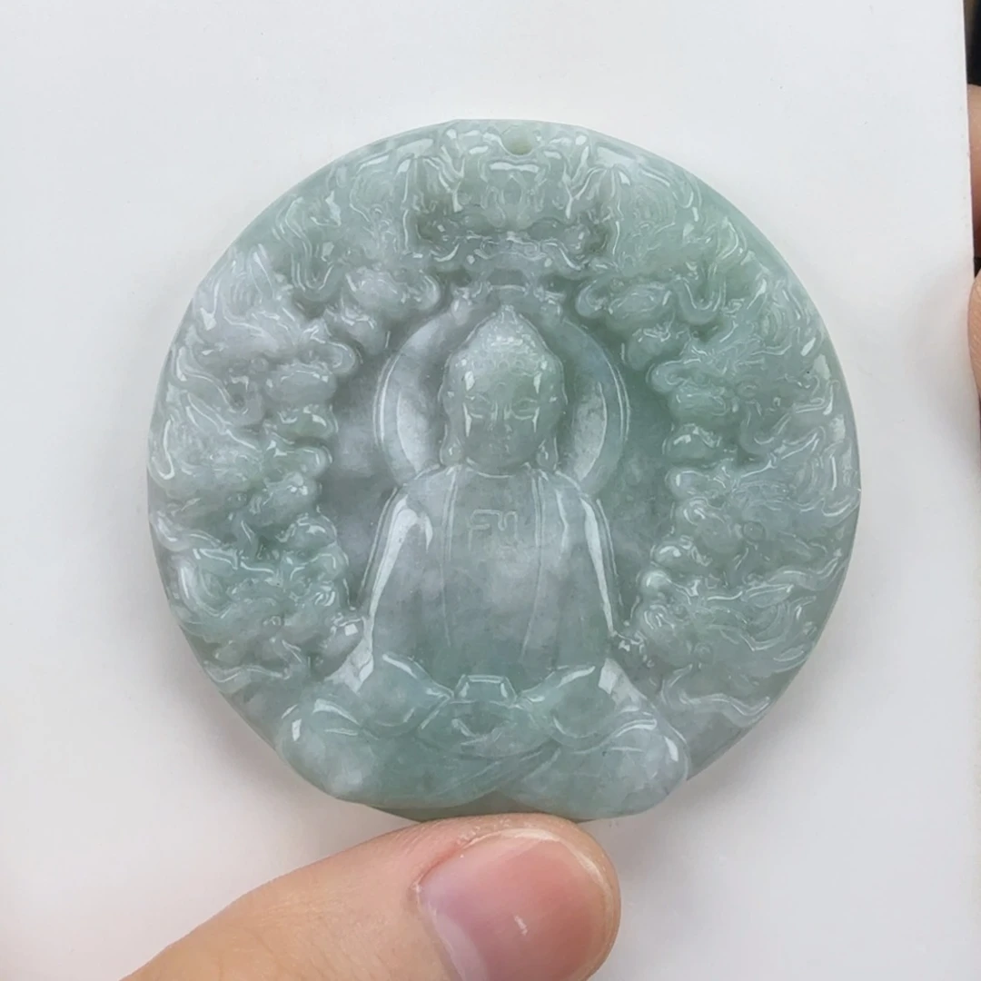 翡翠挂件未镶嵌翡翠