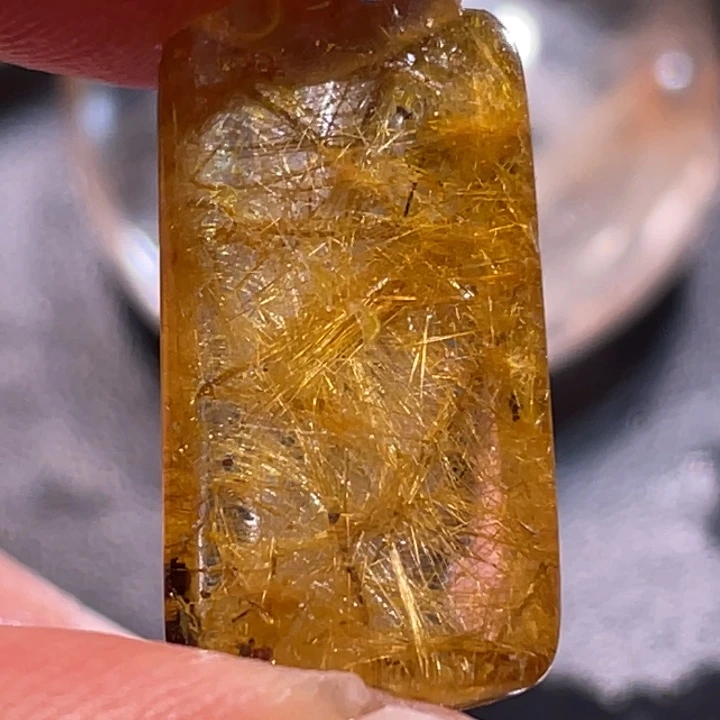 斯***坦未镶嵌颈饰发晶钛晶