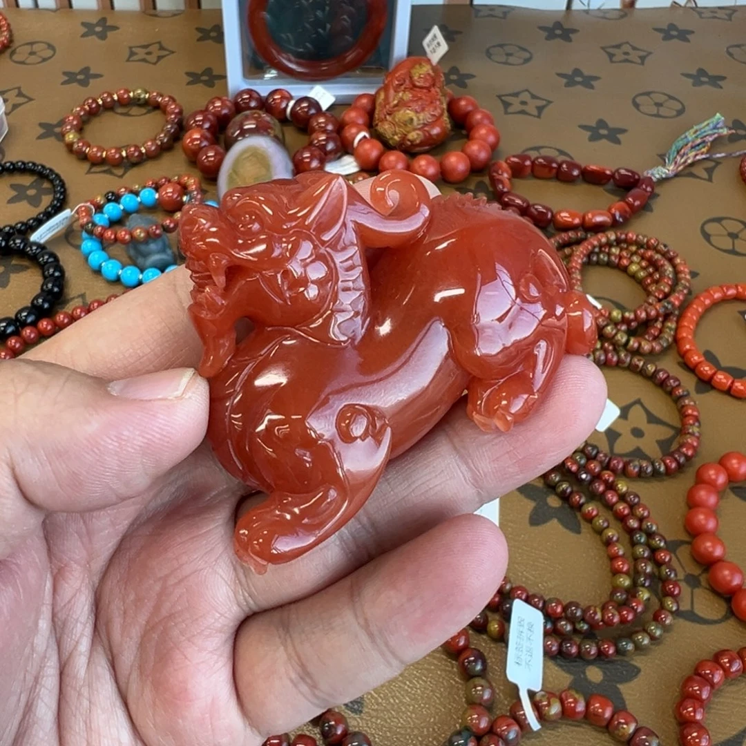 忠***厂南红玛瑙未镶嵌手链
