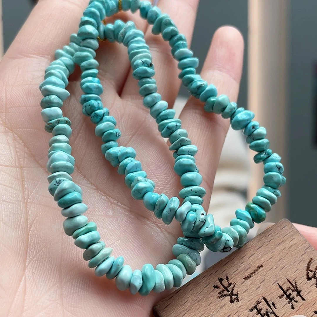绿松石未镶嵌颈饰