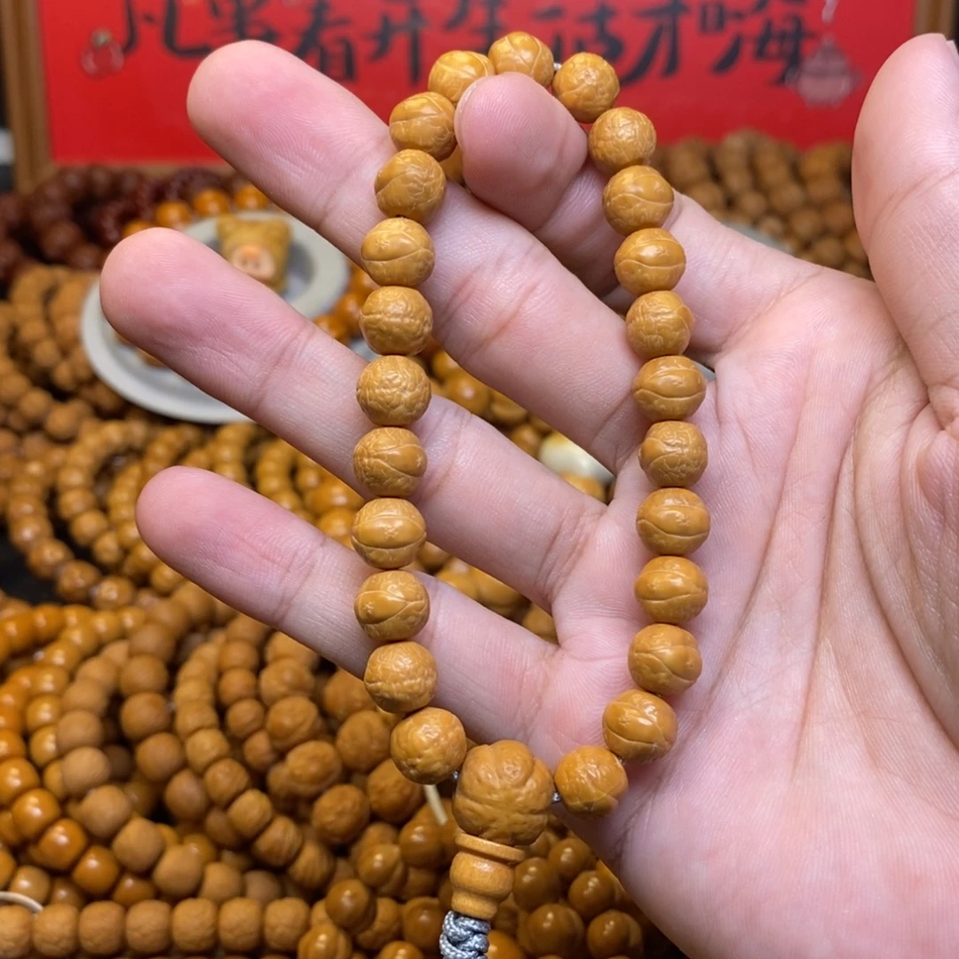 এ****猴头核桃全品凤眼