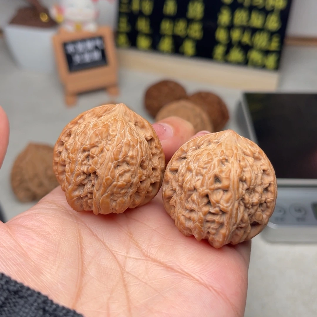 把件文玩核桃红玛瑙