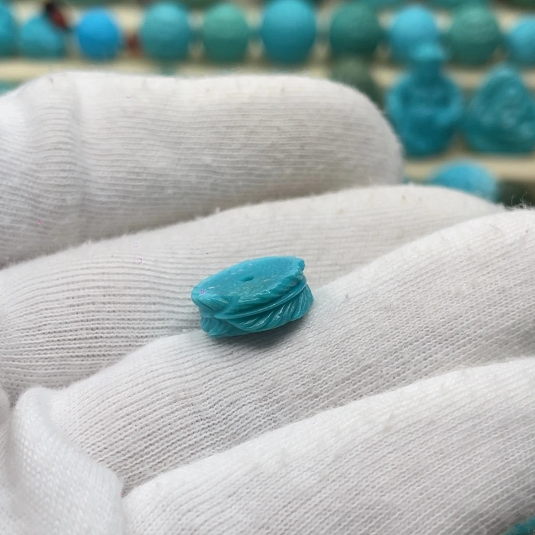 绿松石未镶嵌颈饰卡13-5