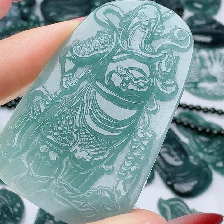 颈饰未镶嵌翡翠多样性发其一
