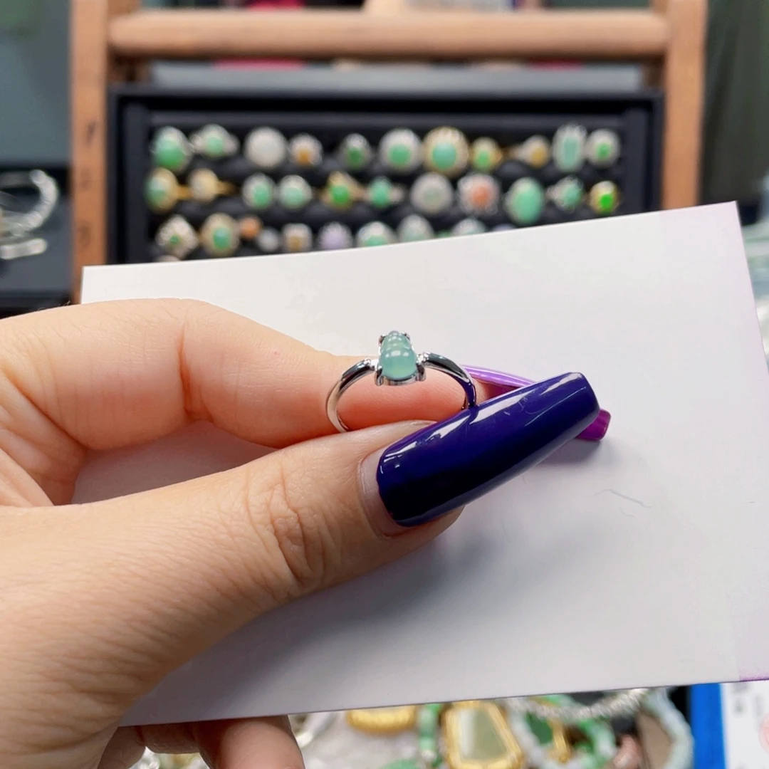 翡翠未镶嵌颈饰天然翡翠Ａ货