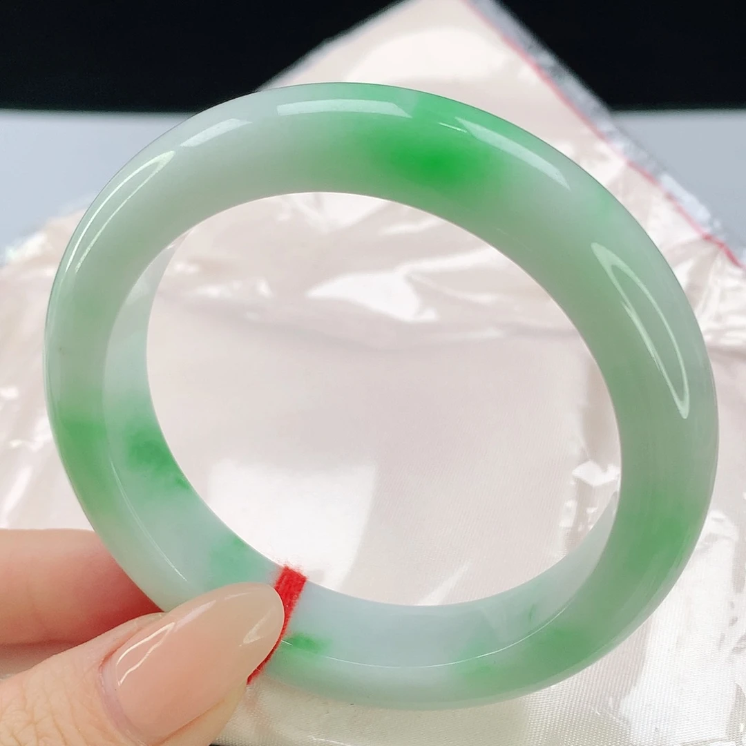 未镶嵌手镯翡翠843