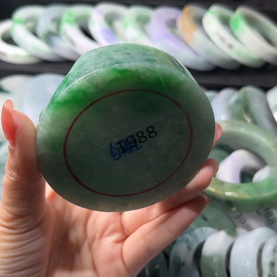 定制翡翠未镶嵌翡翠手镯翡翠手镯