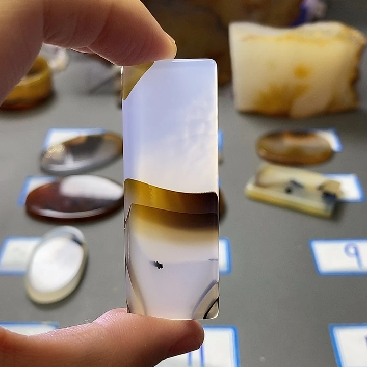 玛瑙/玉髓未镶嵌珠宝半成品201