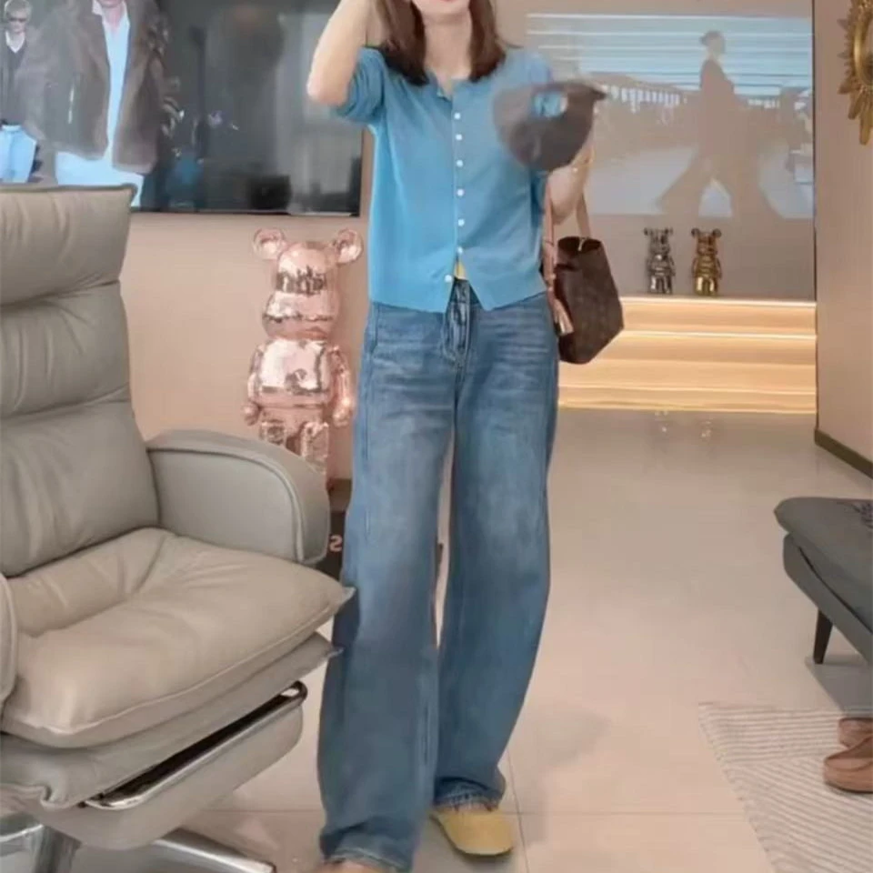 2025春季爆款炸街蓝色针织开衫上衣透气清新百搭牛仔裤小众时髦感