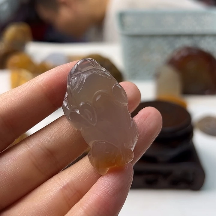 未镶嵌颈饰玛瑙/玉髓