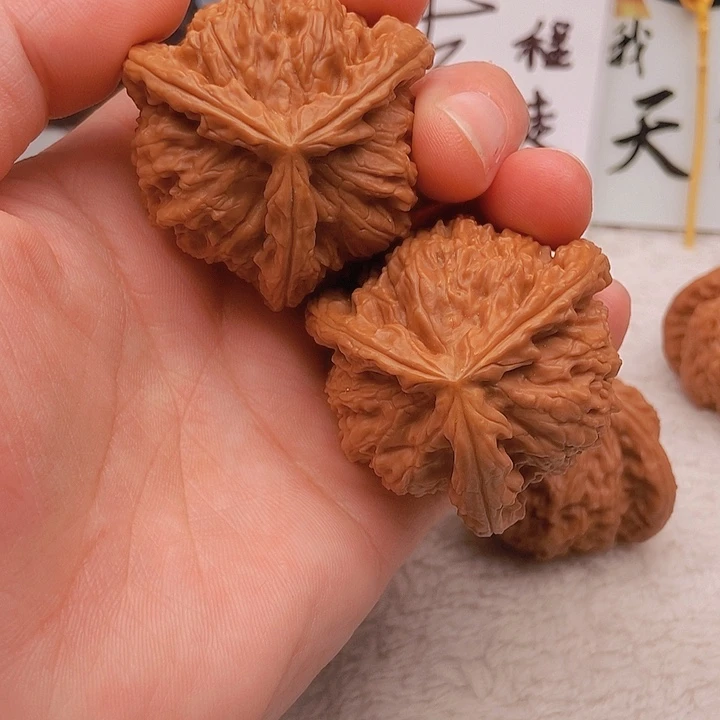 吊坠文玩核桃H****长三棱