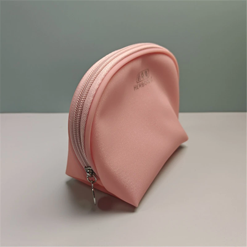 yl084佰**桃花粉色防水果冻手拿化妆包收纳包整理包美妆工具包