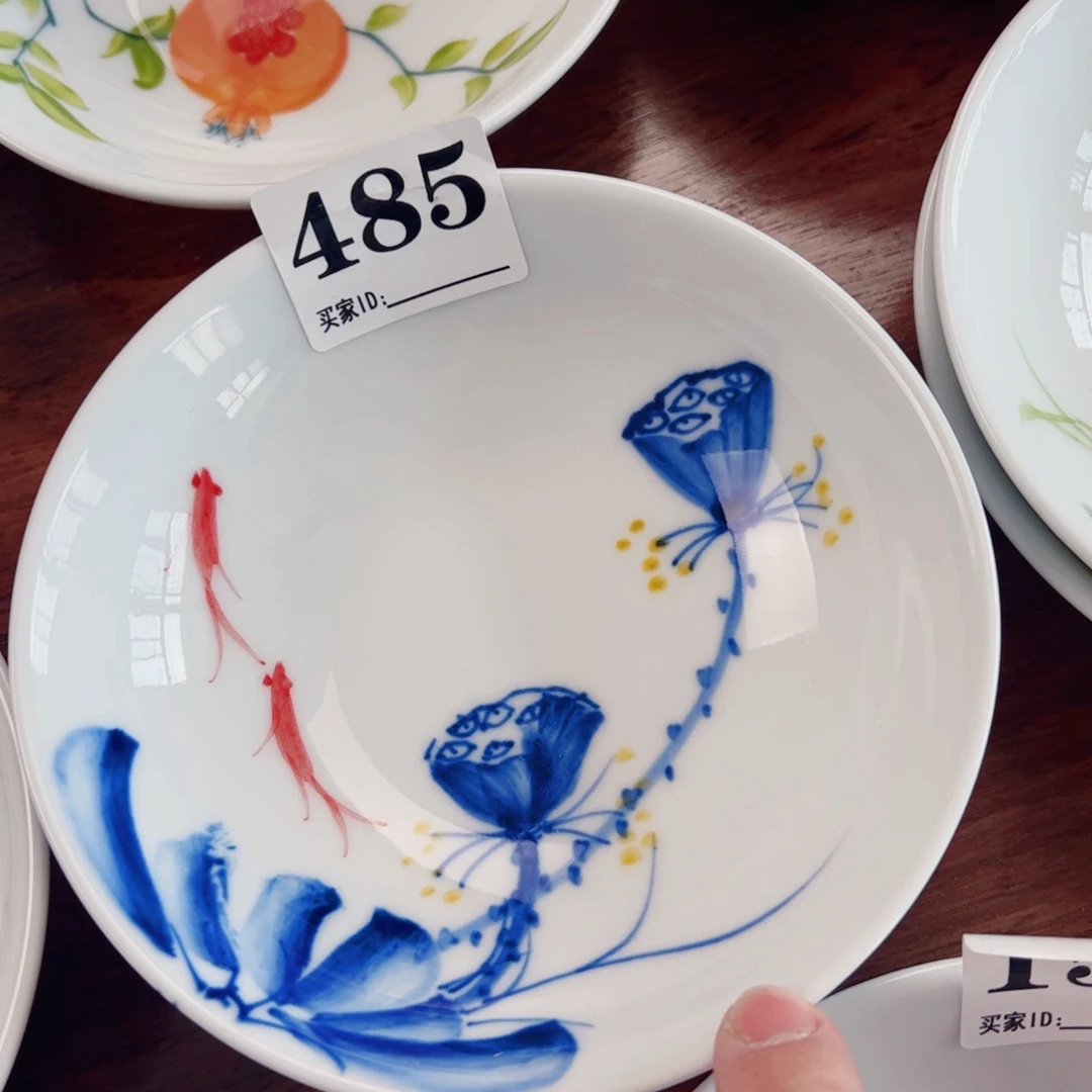 景德镇陶瓷手工手绘制作