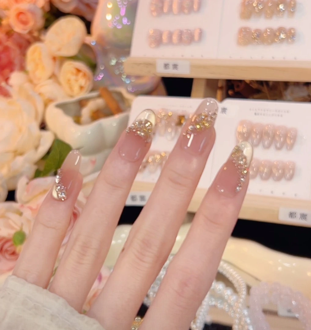 【四月杏雾】手工穿戴甲气质款光疗美甲