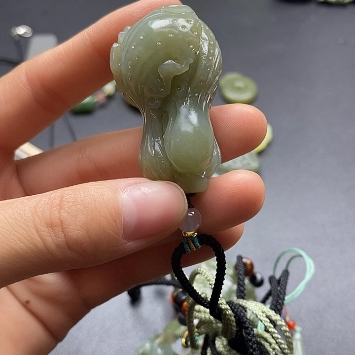 颈饰未镶嵌和田玉