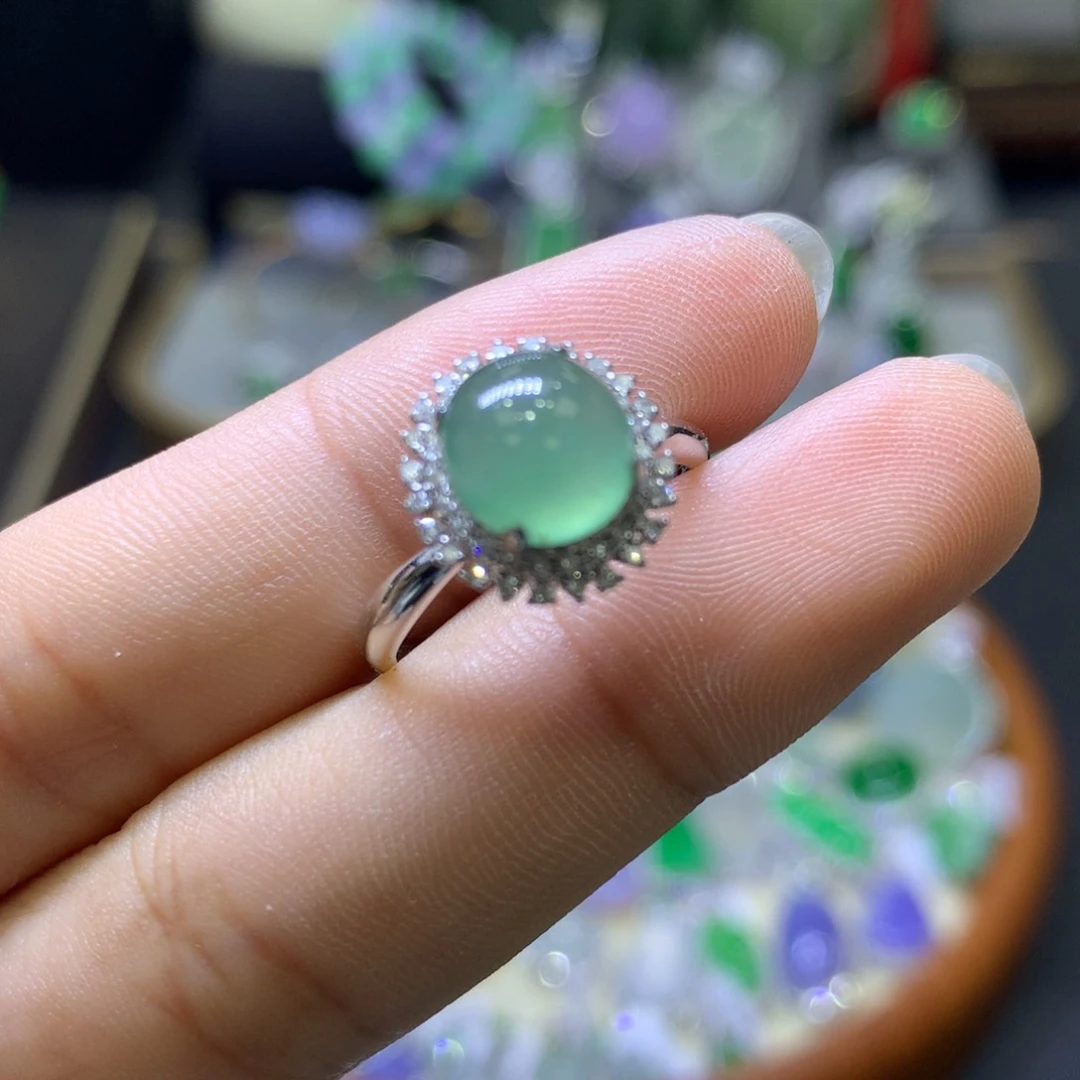 翡翠18K金镶嵌颈饰翡翠吊坠项链