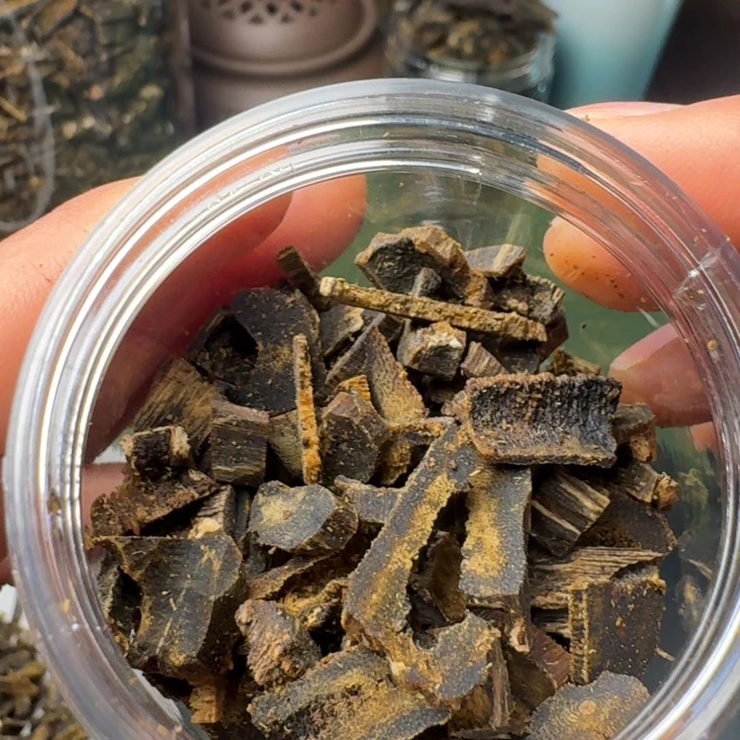 沉香手把件海南紫棋高端老块料20克