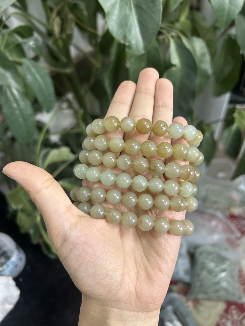 且末微色差卡10手串