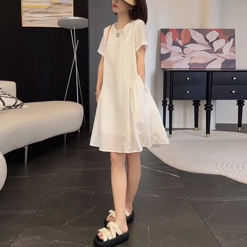 圆领时尚短袖连衣裙女装2025新款夏季轻奢高级感今年流行爆款裙子