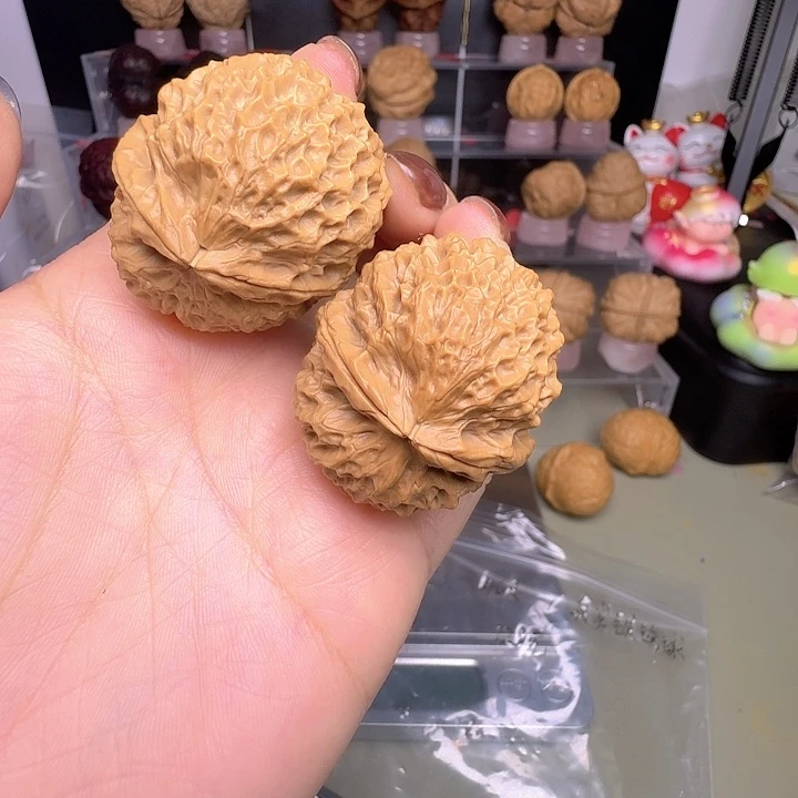 文玩核桃吊坠4号车40尺寸真龙鉄绣球