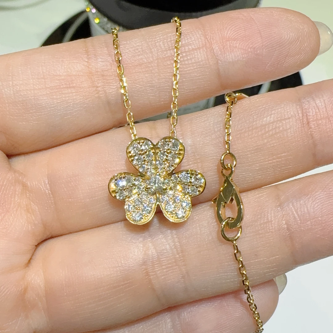 【合成/培育】18K黄金镶嵌培育钻石满钻三叶草项链经典百搭时尚女款