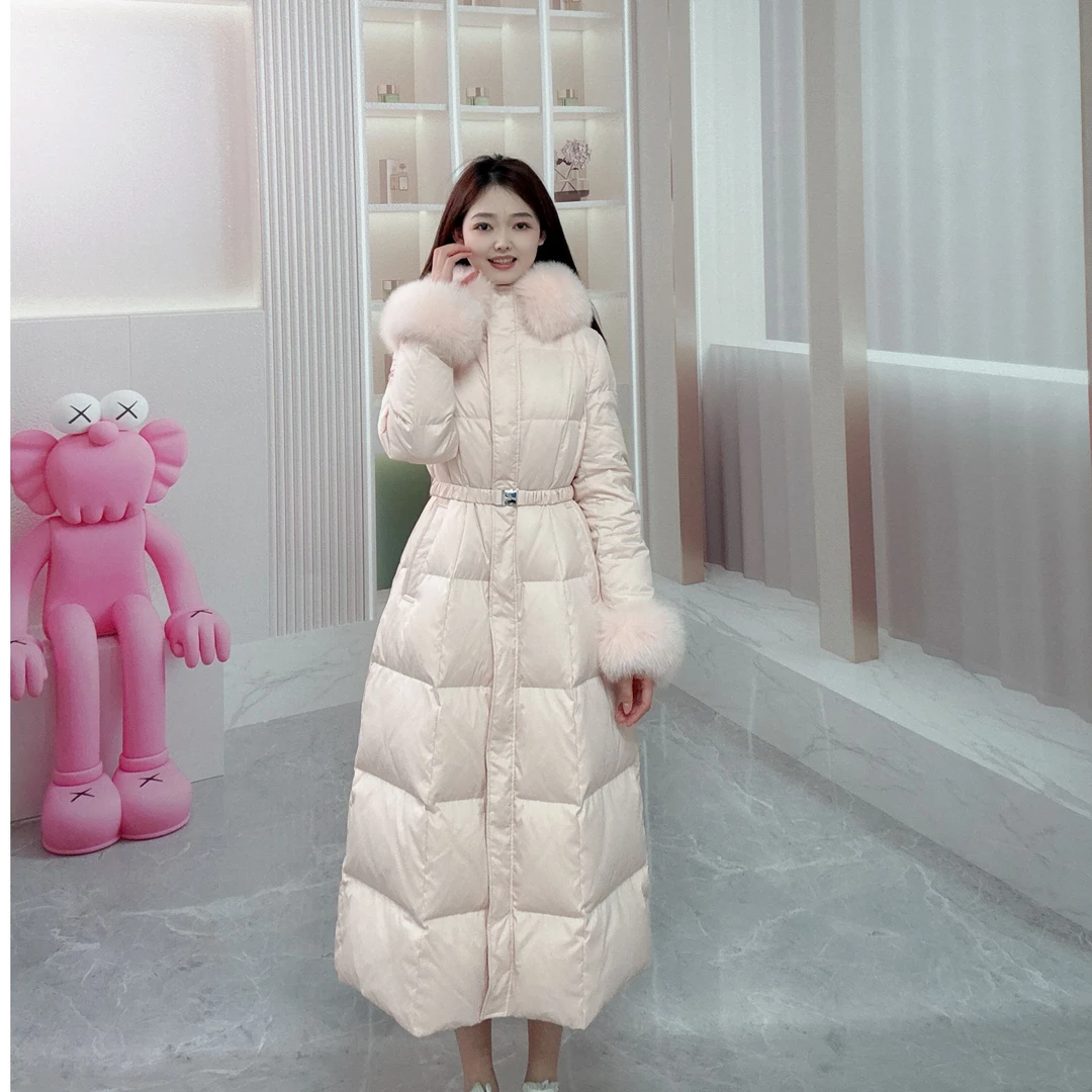 收腰显瘦长款连帽羽绒服4254318195