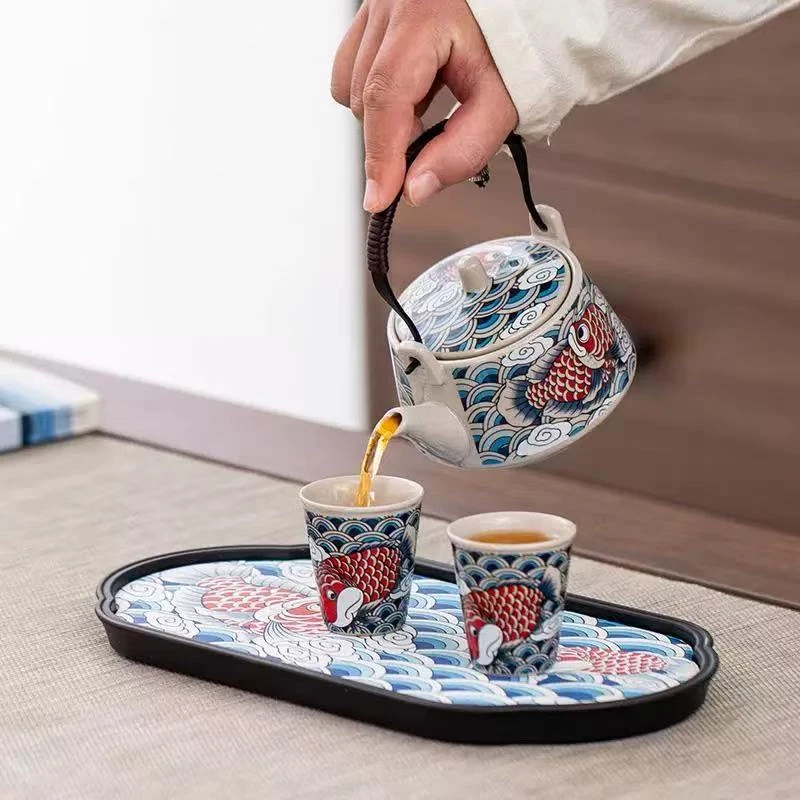 【优品】麦芽黄提梁壶-海浪锦鲤1壶4杯+小号吸水干泡盘ZH3414