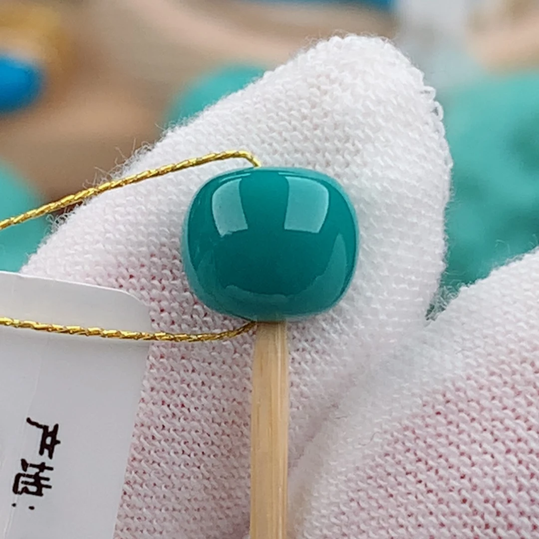 绿松石未镶嵌老型卡8.2*7.2