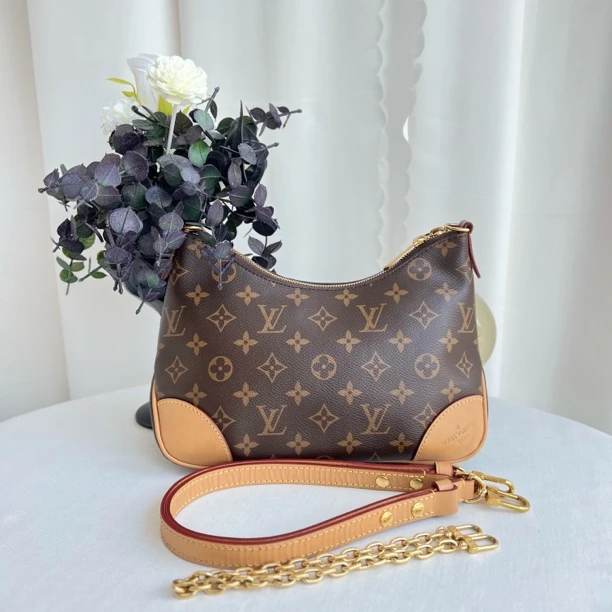 99新 LouisVuitton/路易威登 lv老花黄牛角单肩斜挎包 芯片款