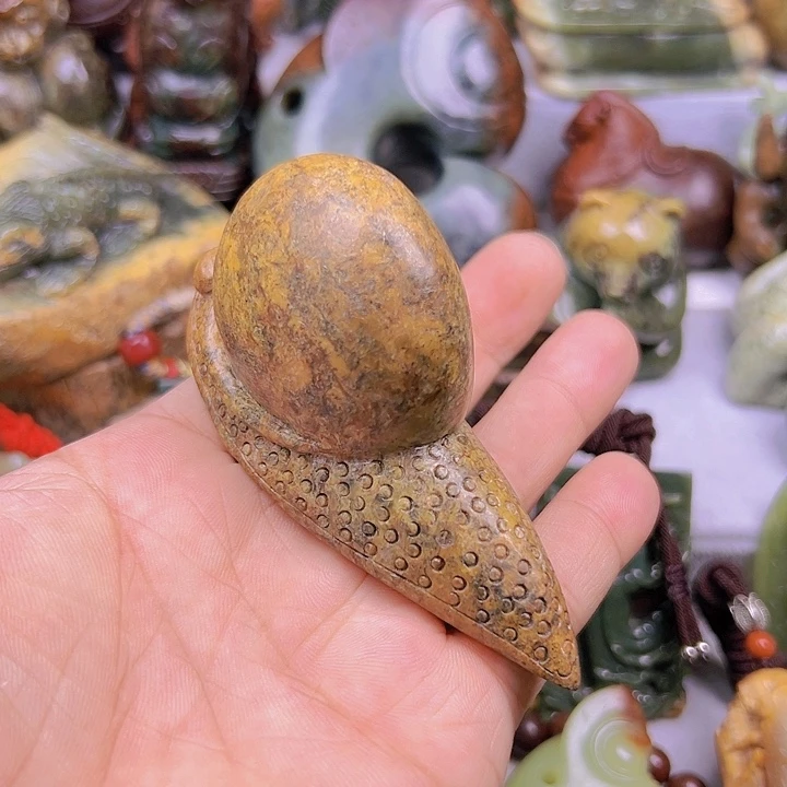 岫岩河磨玉（透闪石质玉）未镶嵌把件细*