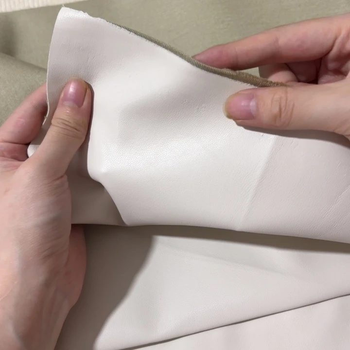 混纺白色棉底1米。