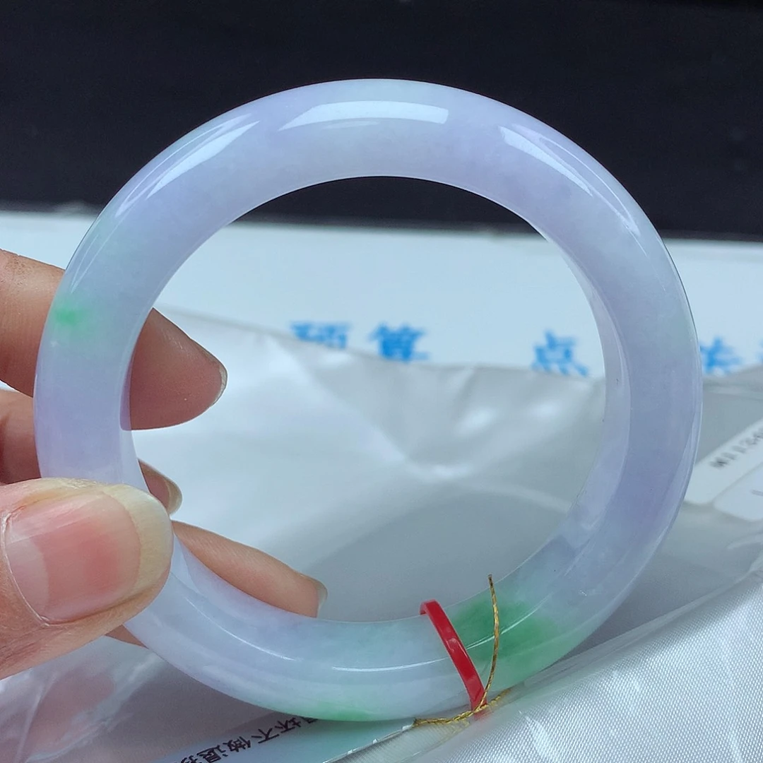 翡翠手镯未镶嵌54圈486