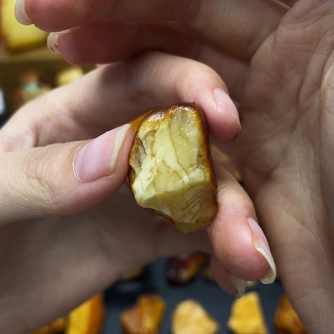 【闪购商品】定制琥珀未镶嵌定制