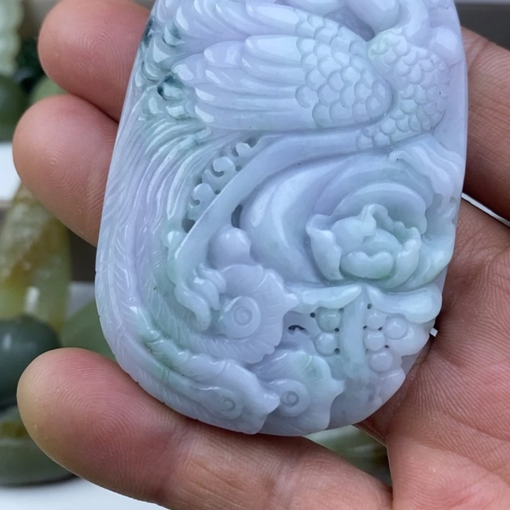 翡翠未镶嵌颈饰翡翠