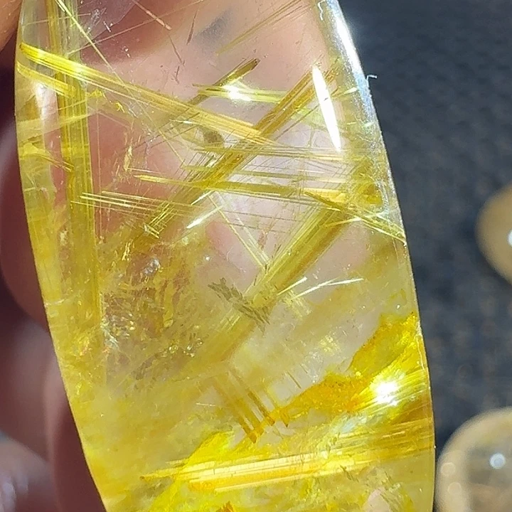 未镶嵌颈饰水晶宋****训