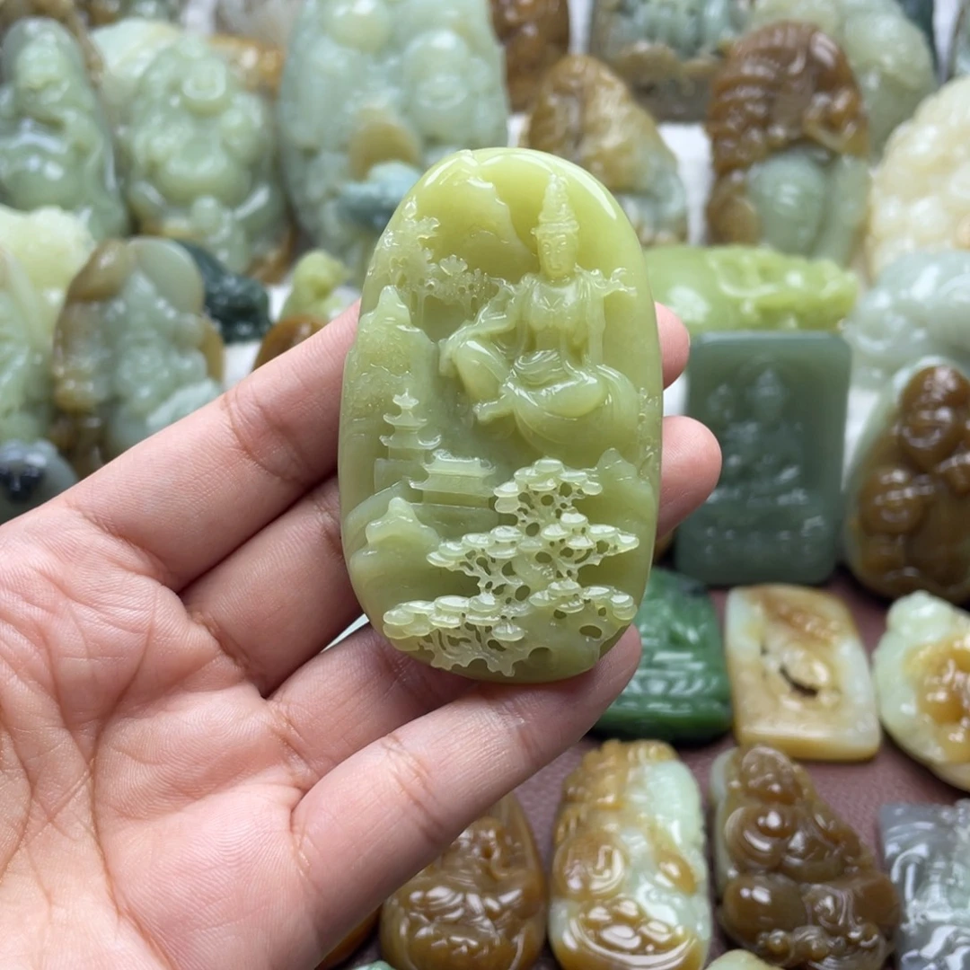 颈饰未镶嵌和田玉