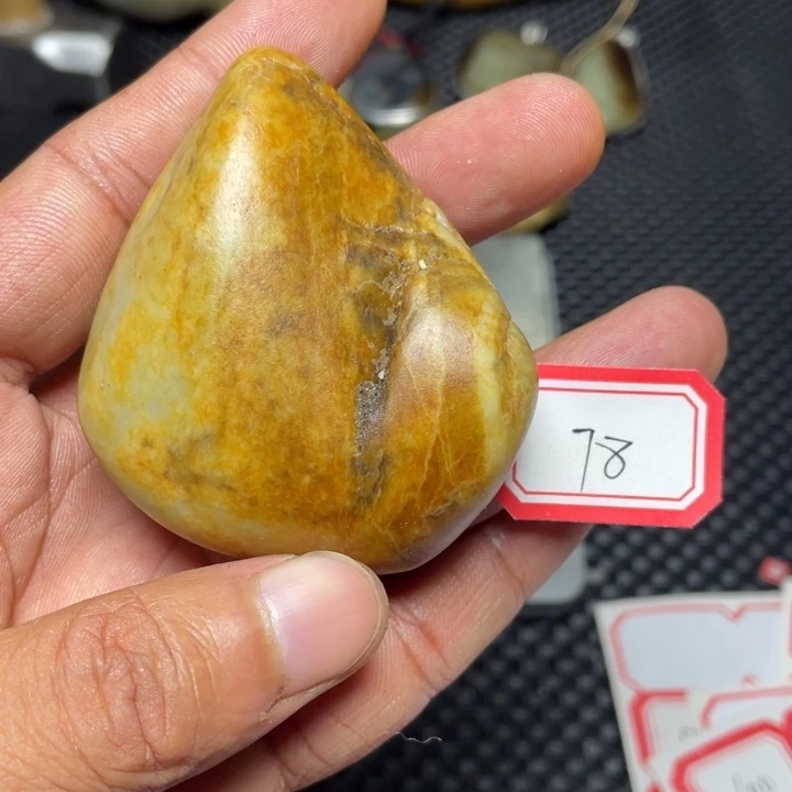 颈饰足铂镶嵌和田玉78
