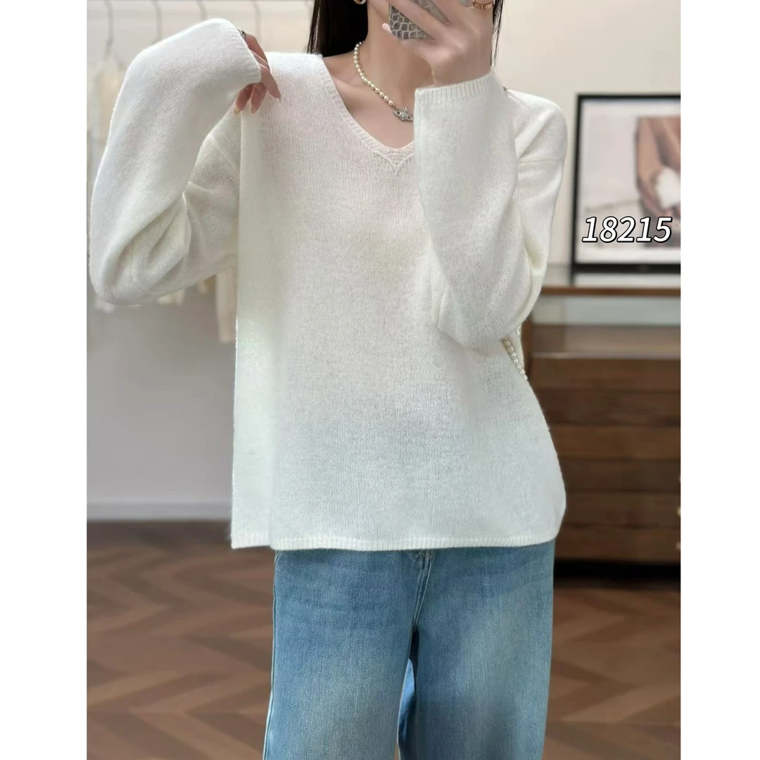 18215（部分无水洗唛介意慎拍）CHUXUN鸡心领后背虾条设计针织衫