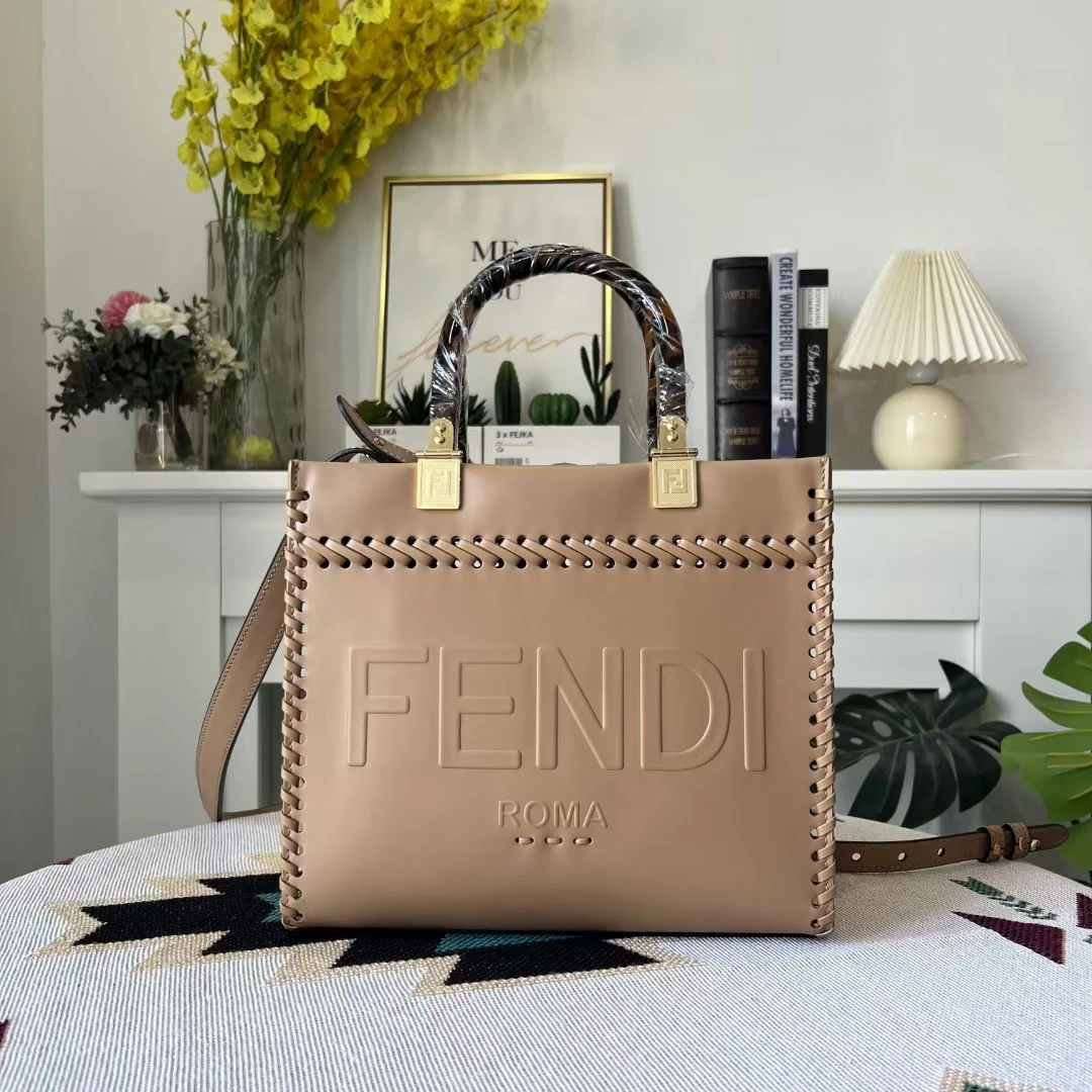 99新 FENDI/芬迪 杏色sunshine 小号双F托特包单肩包