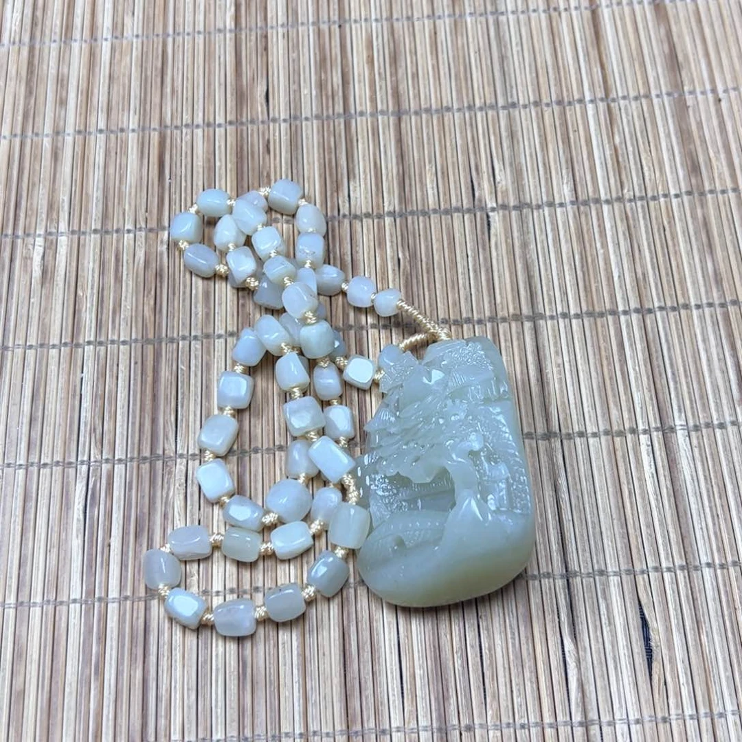 和田玉未镶嵌挂件