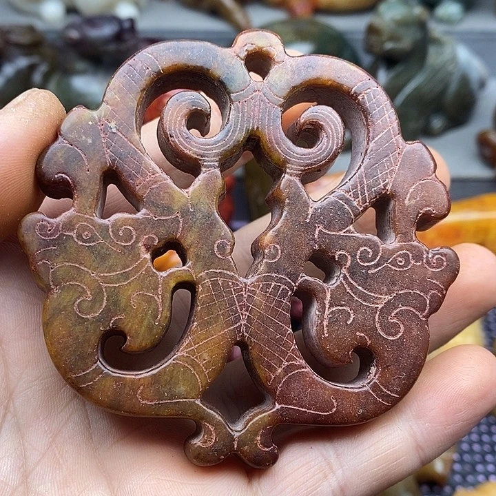 未镶嵌蛇纹石玉颈饰