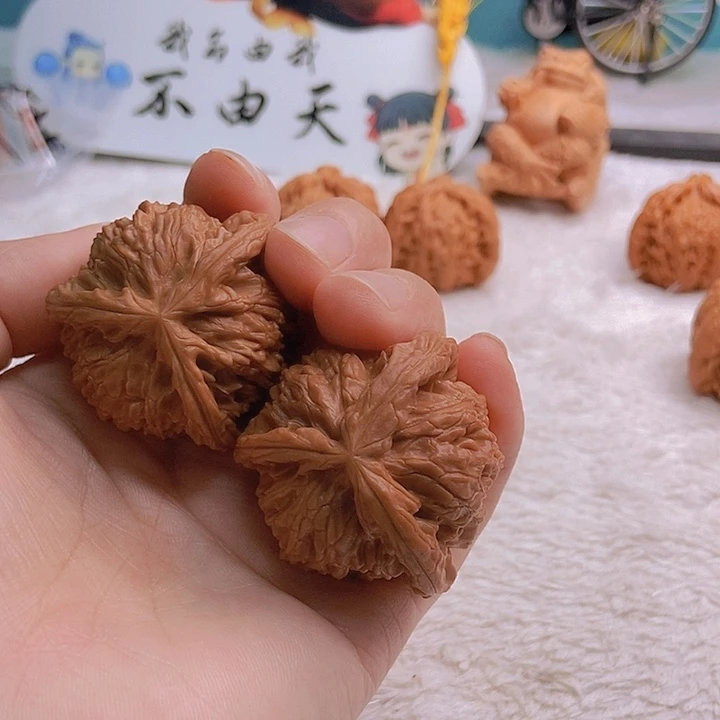 把件文玩核桃C***t三棱