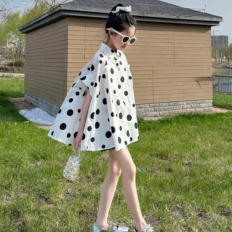 女童衬衫2025新款夏季宽松波点翻领上衣洋气女孩休闲宽松斗篷衬衣