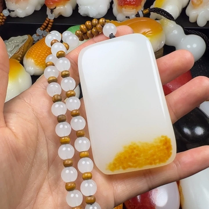 新疆戈壁五彩石金丝
