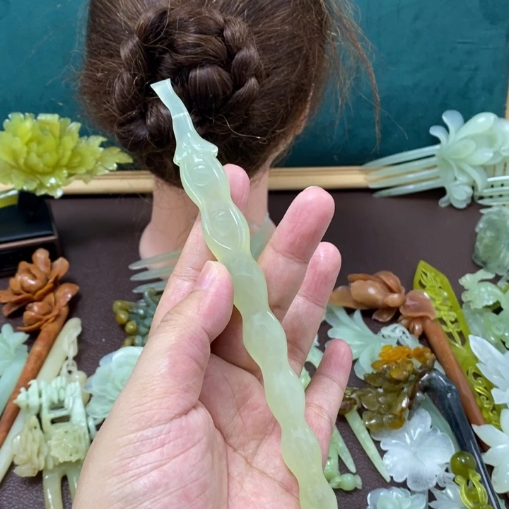 蛇纹石玉发饰未镶嵌犇***.