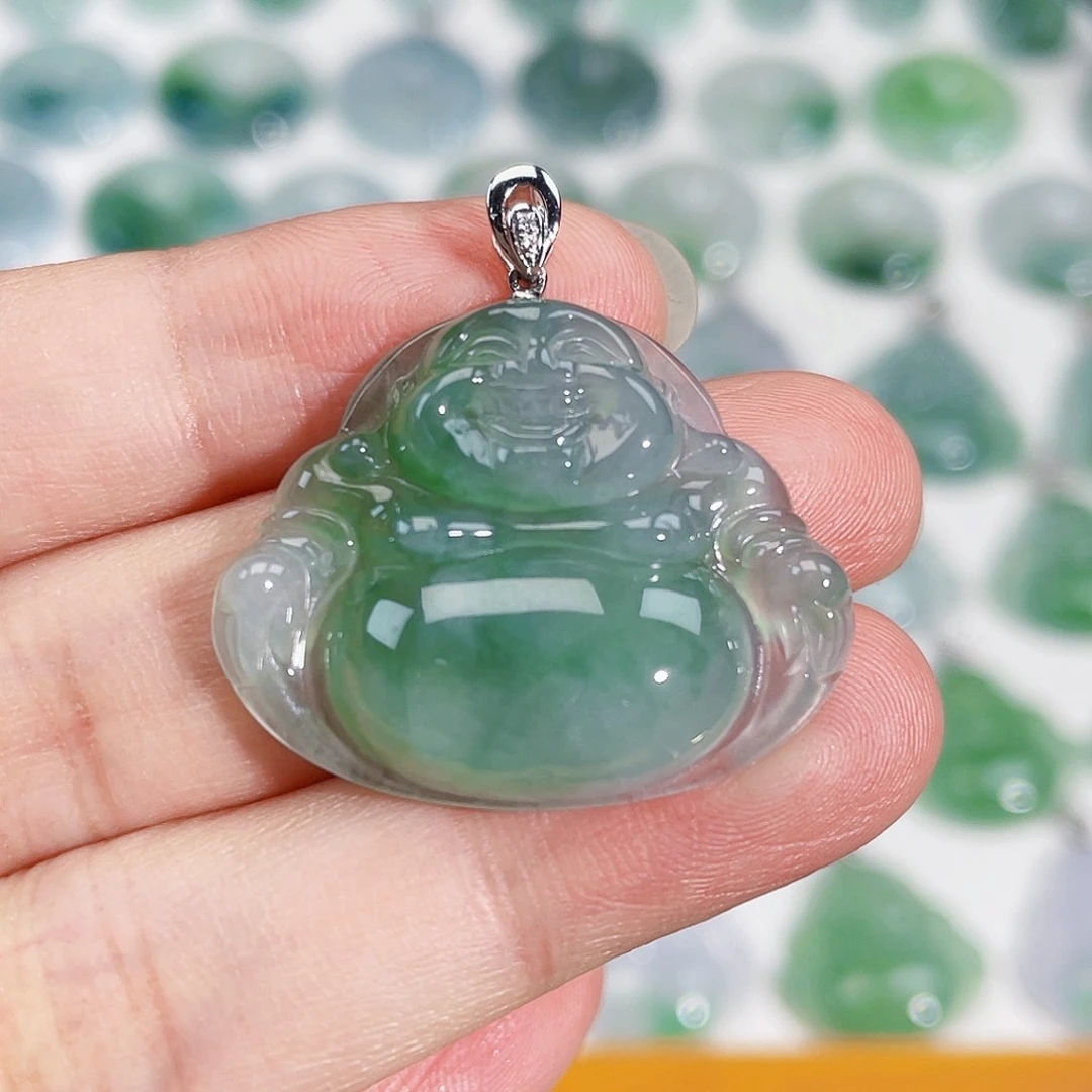 颈饰18K金镶嵌翡翠吊坠