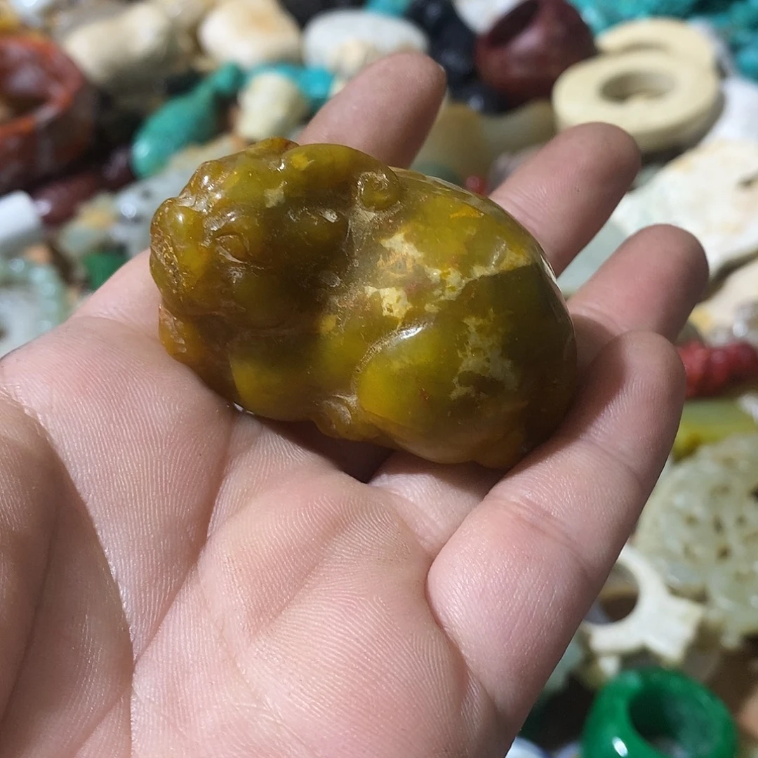 和田玉（糖玉）未镶嵌挂件