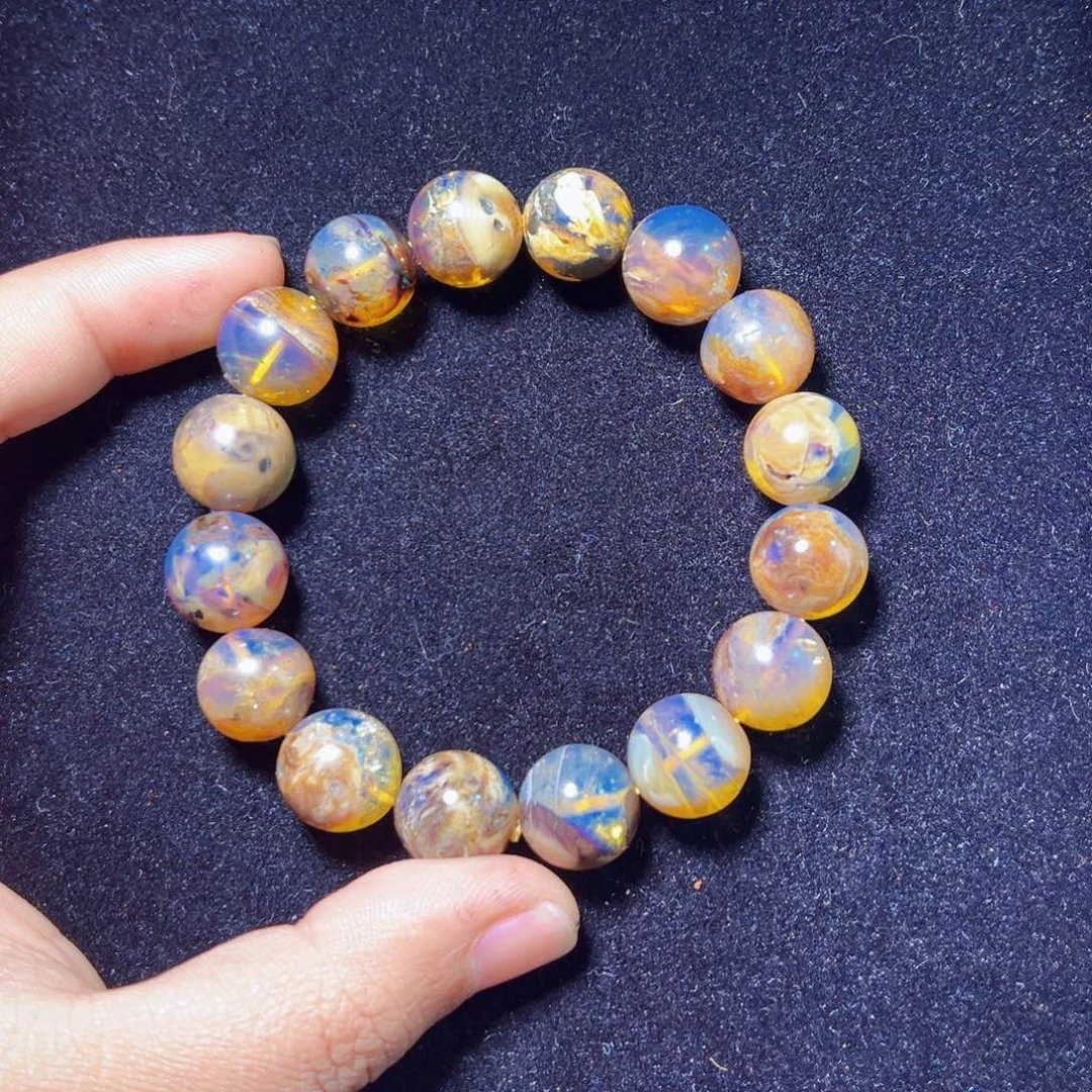 琥珀裸石未镶嵌琥珀