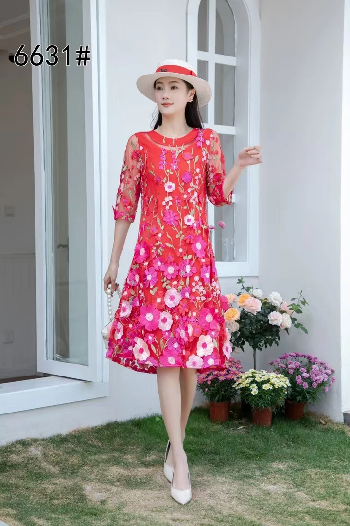 【二姐潮牌】品牌 高端台湾纱 重工立体浮雕花 连衣裙 6631