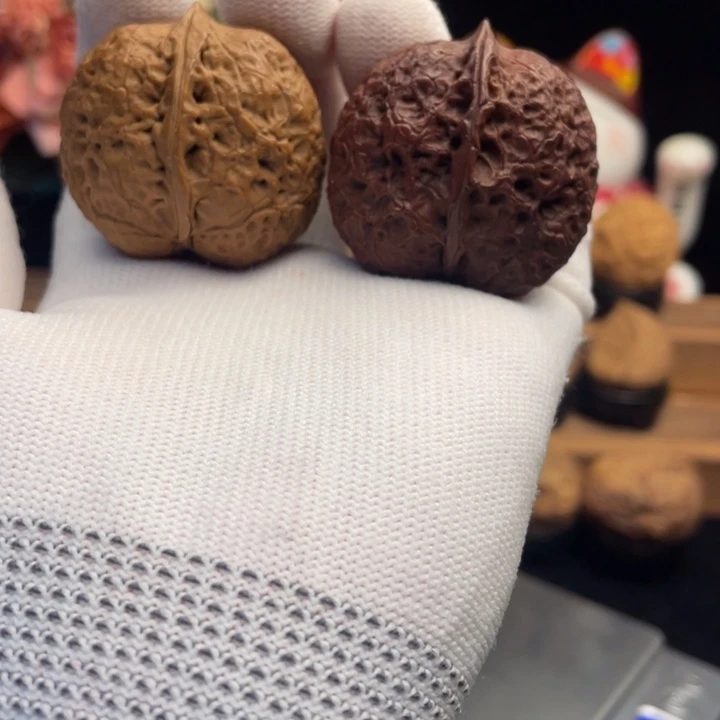 文玩核桃把件云南铁核桃36